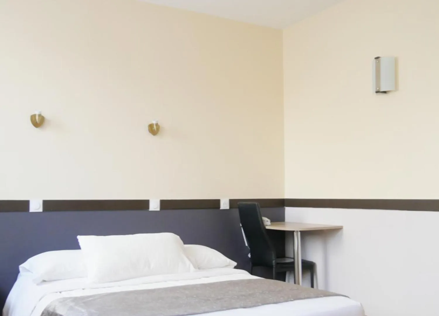 Hotel Des Bains A 10 Min De Paris Maisons-Alfort