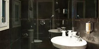 Hotel Des Bains A 10 Min De Paris Maisons-Alfort