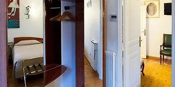 Hotel Des Bains A 10 Min De Paris Maisons-Alfort 2*,