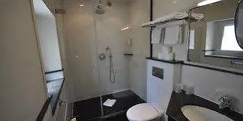 Hotel Des Bains A 10 Min De Paris Maisons-Alfort