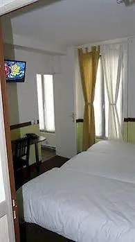 Hotel Des Bains A 10 Min De Paris Maisons-Alfort